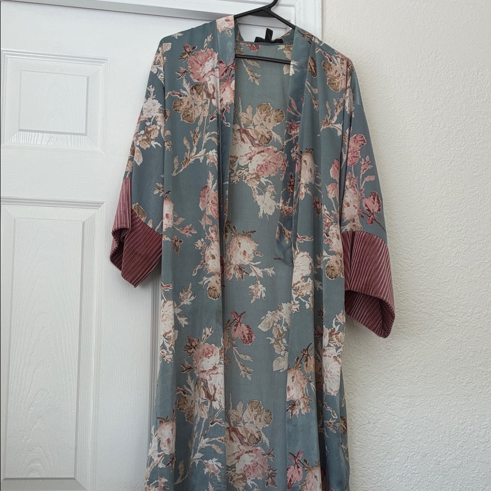 Floral Kimono Robe - Blue and Pink